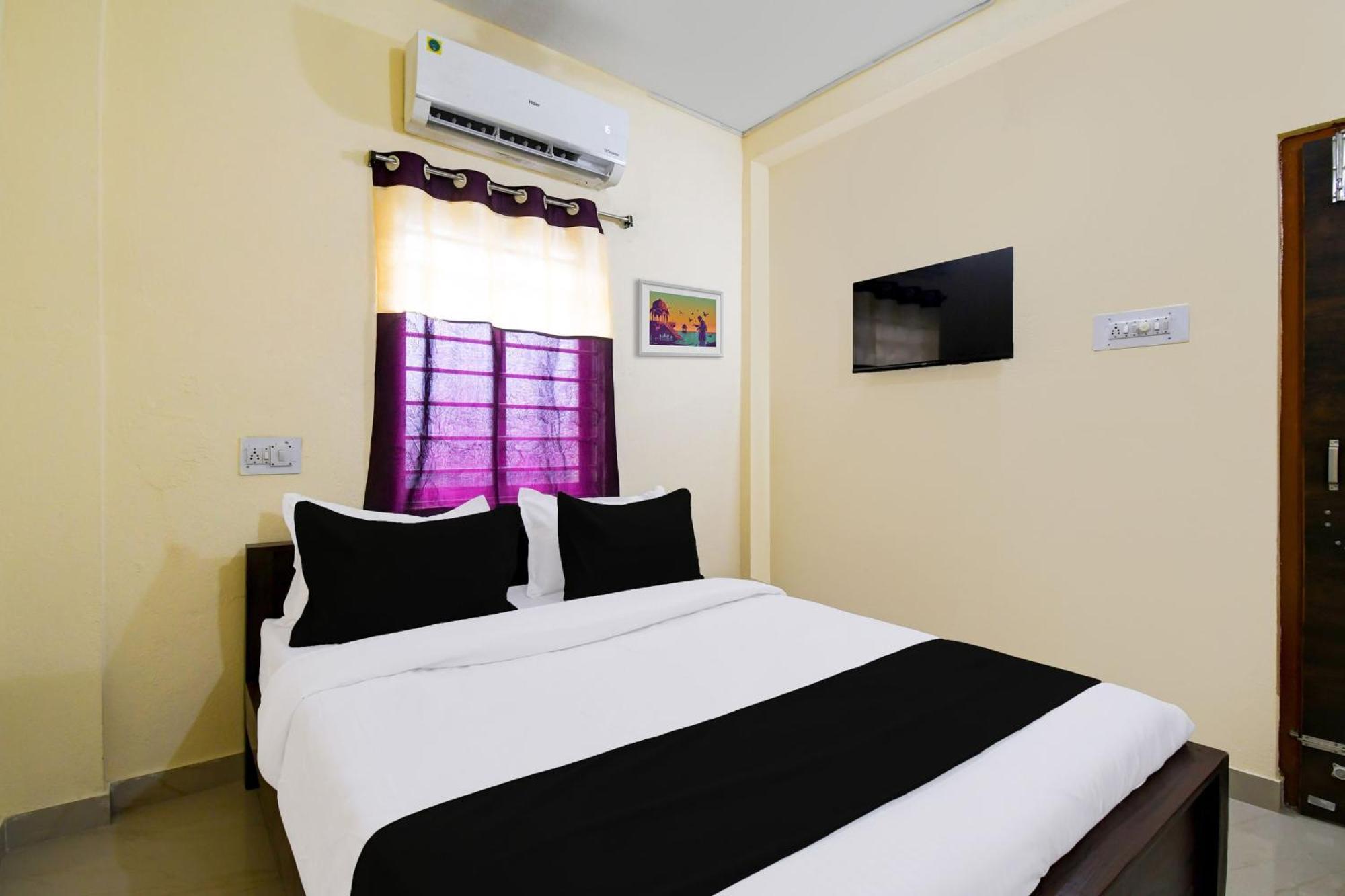 Super Hotel O Glamorous Inn Bhubaneswar Exterior photo